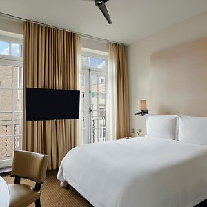 Zimmer mit Queensize-Bett